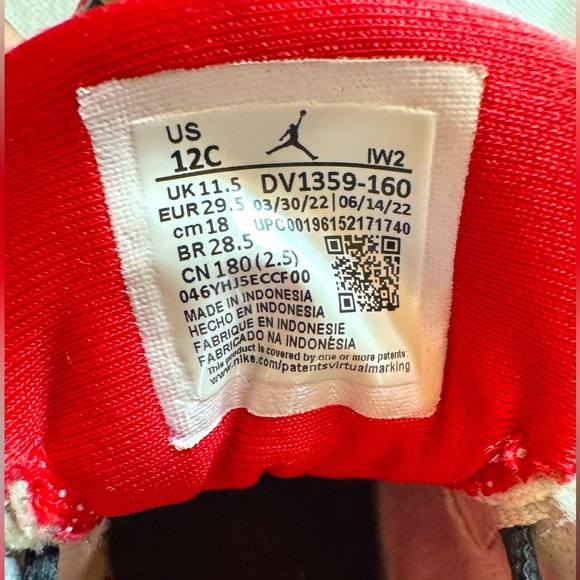 Jordan Dub Zero White Varsity Red Size 12C 
DV1359-160 Kids Youth Preloved - Picture 9 of 9